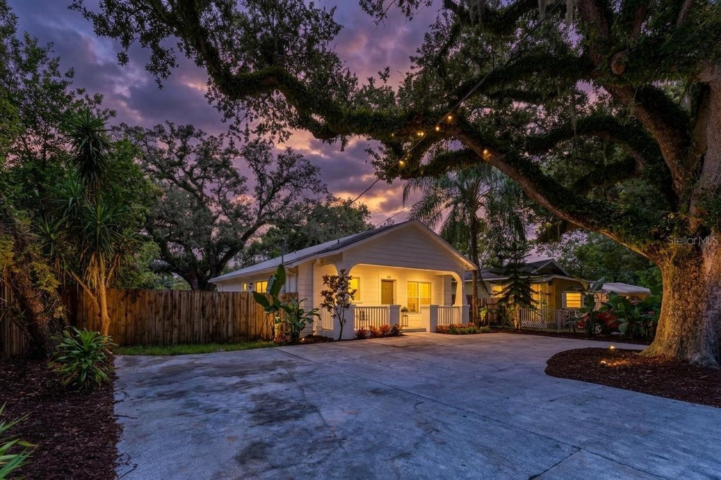 Photo of 1506 E North Bay Street, Tampa, FL 33610 (MLS # TB8552476)
