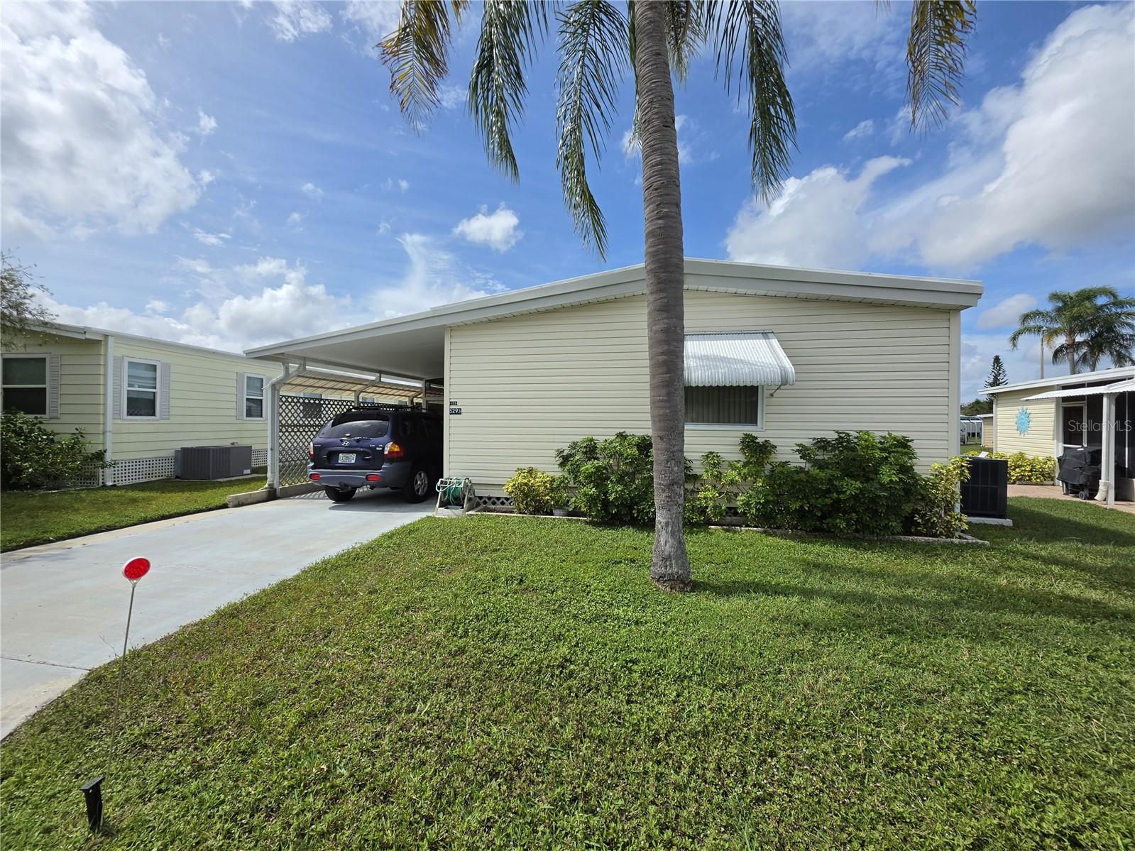 5293 POINCIANA CIRCLE
