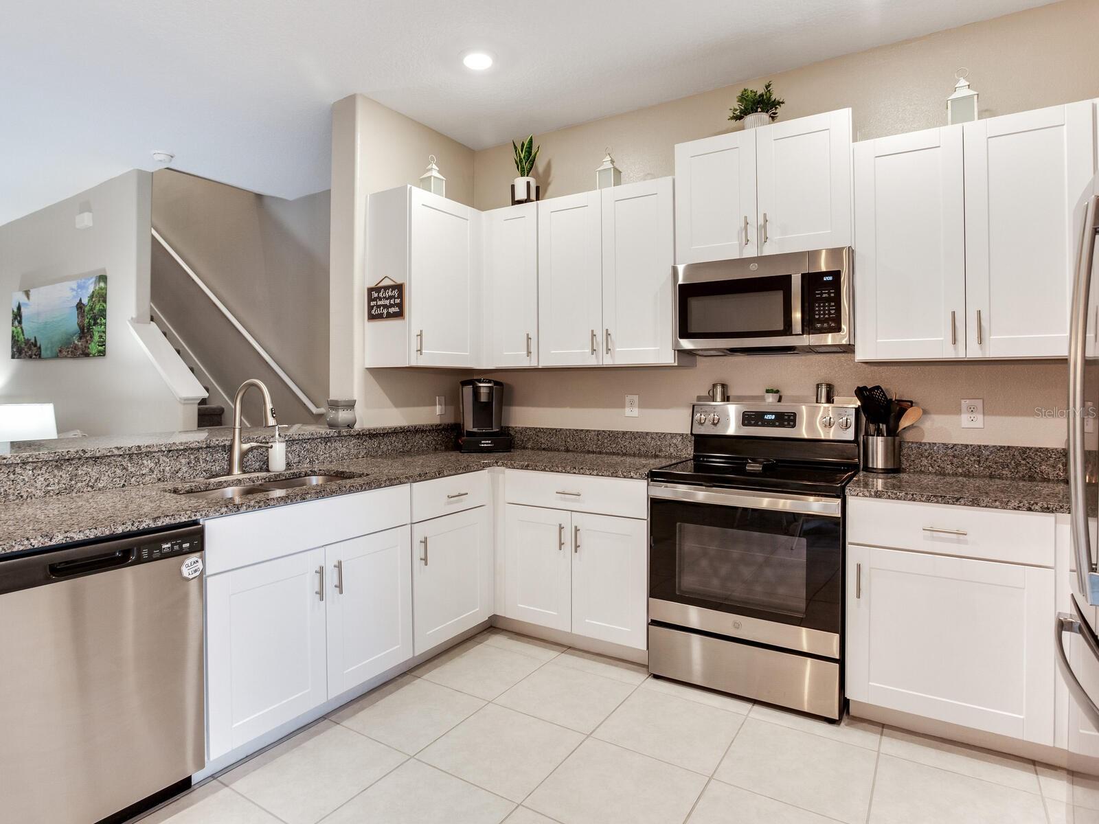 TOWNES/DARLINGTON - Residential