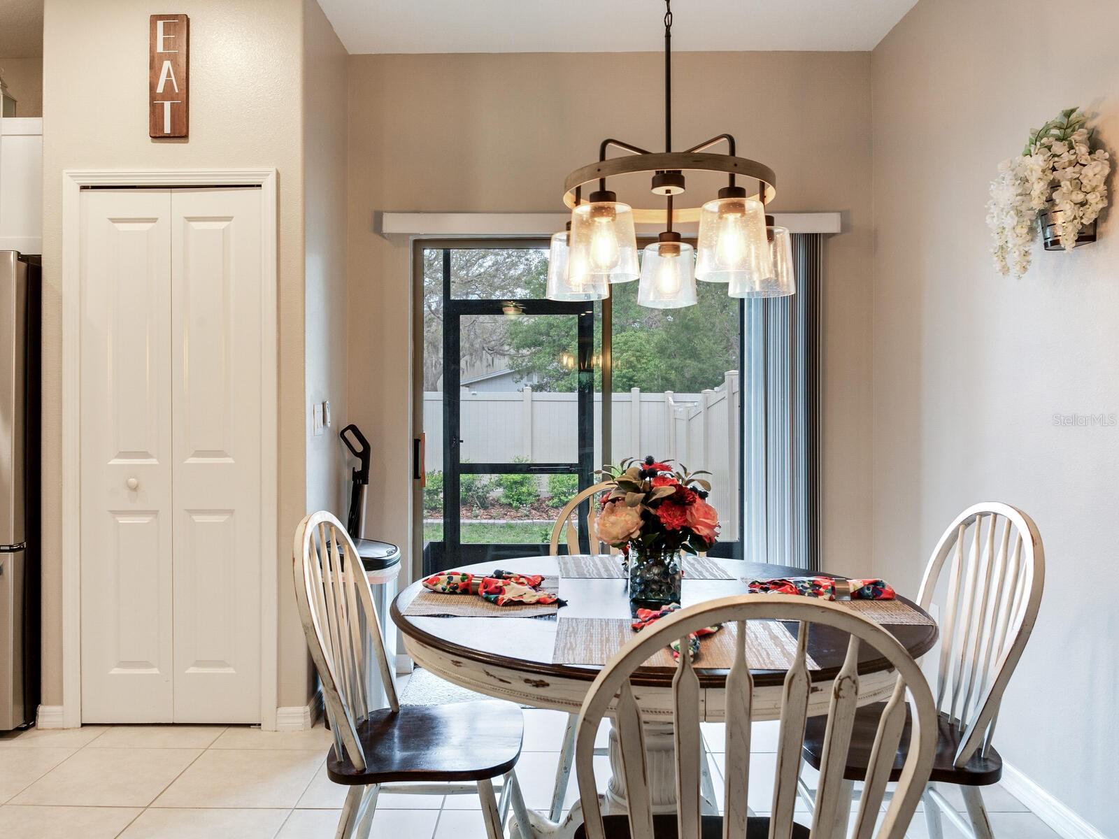 TOWNES/DARLINGTON - Residential