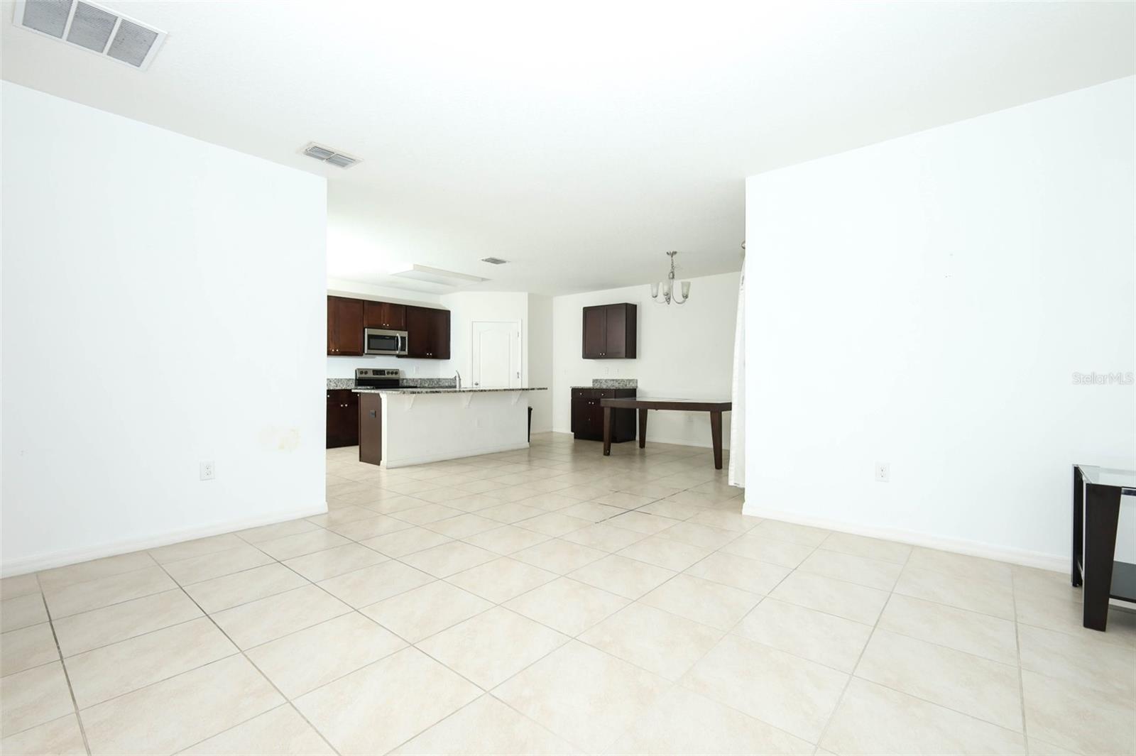 CANOPY WALK PH 1 - Residential