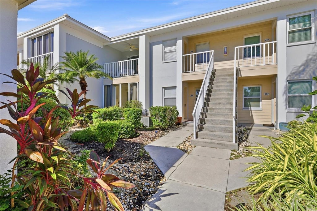 Photo of 427 Cerromar Lane #356, Venice, FL 34293 (MLS # N6146166)