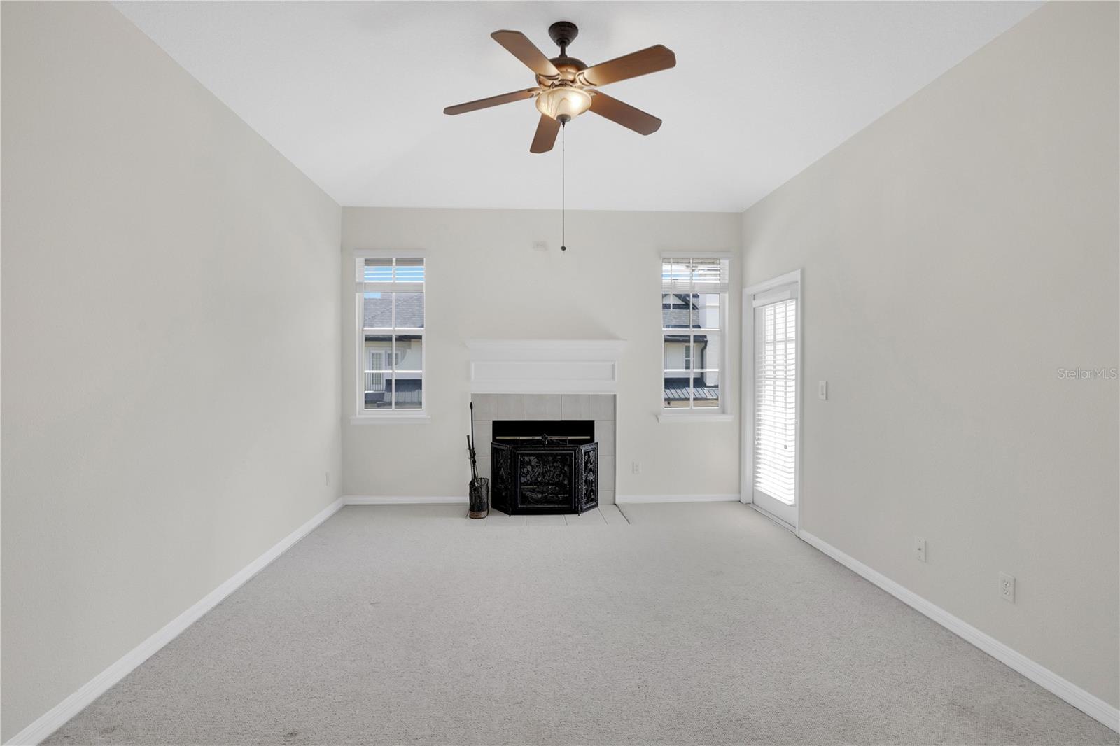 CHATEAU CONDOMINIUMS AT MAGNOLIA POINTE PHASE IV - Residential