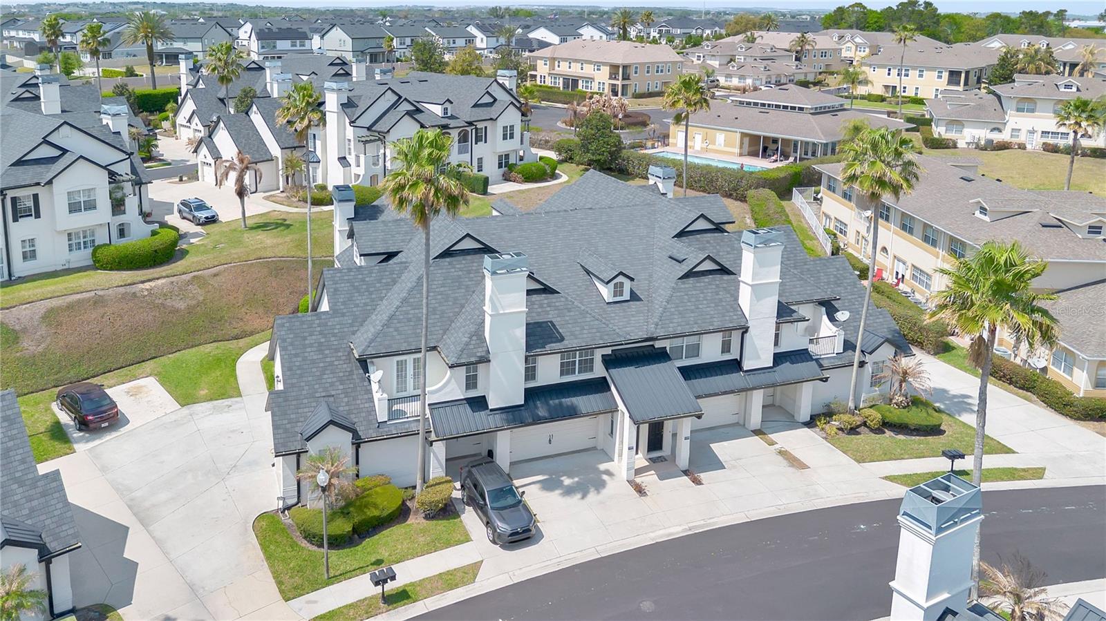 CHATEAU CONDOMINIUMS AT MAGNOLIA POINTE PHASE IV - Residential