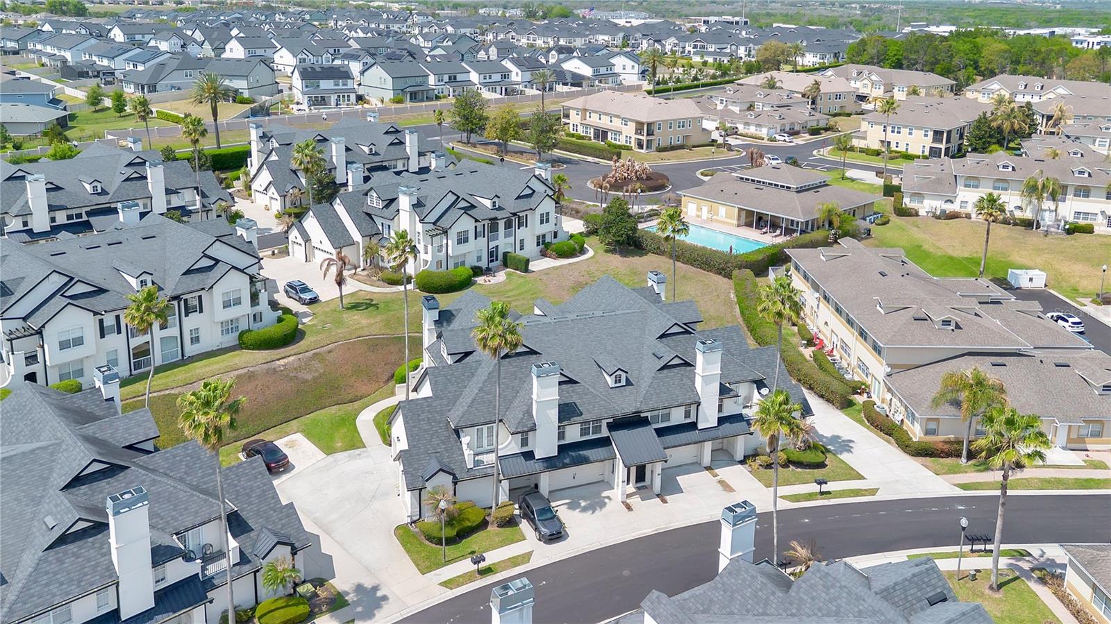 CHATEAU CONDOMINIUMS AT MAGNOLIA POINTE PHASE IV - Residential