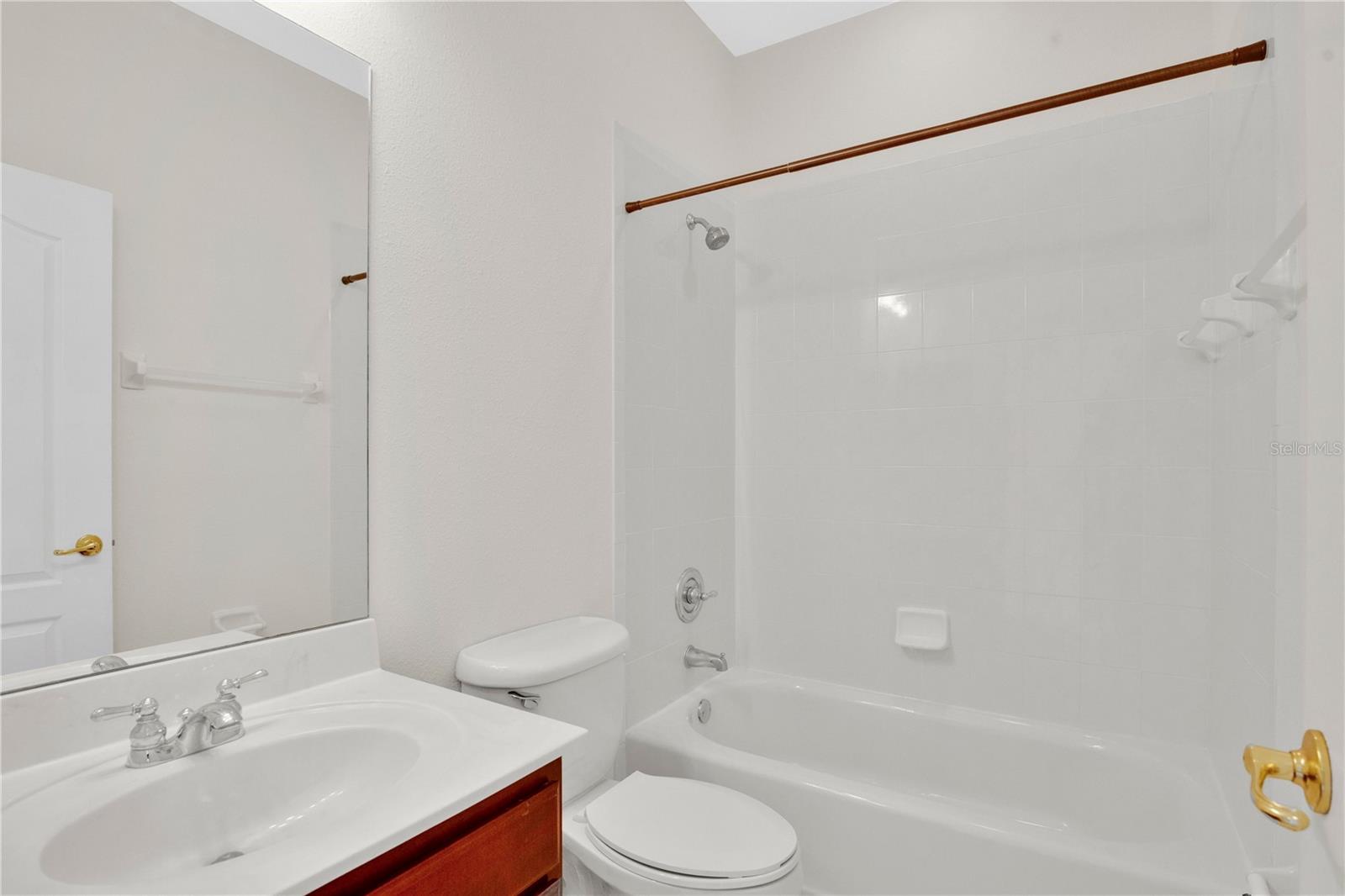 CHATEAU CONDOMINIUMS AT MAGNOLIA POINTE PHASE IV - Residential