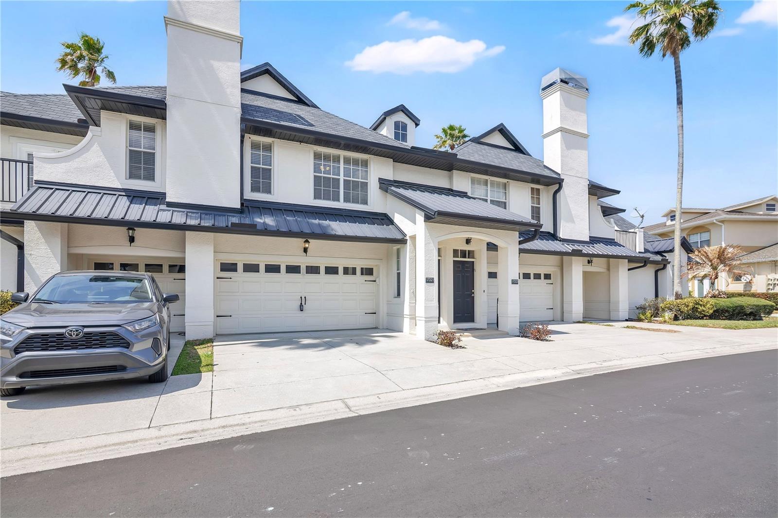 CHATEAU CONDOMINIUMS AT MAGNOLIA POINTE PHASE IV - Residential