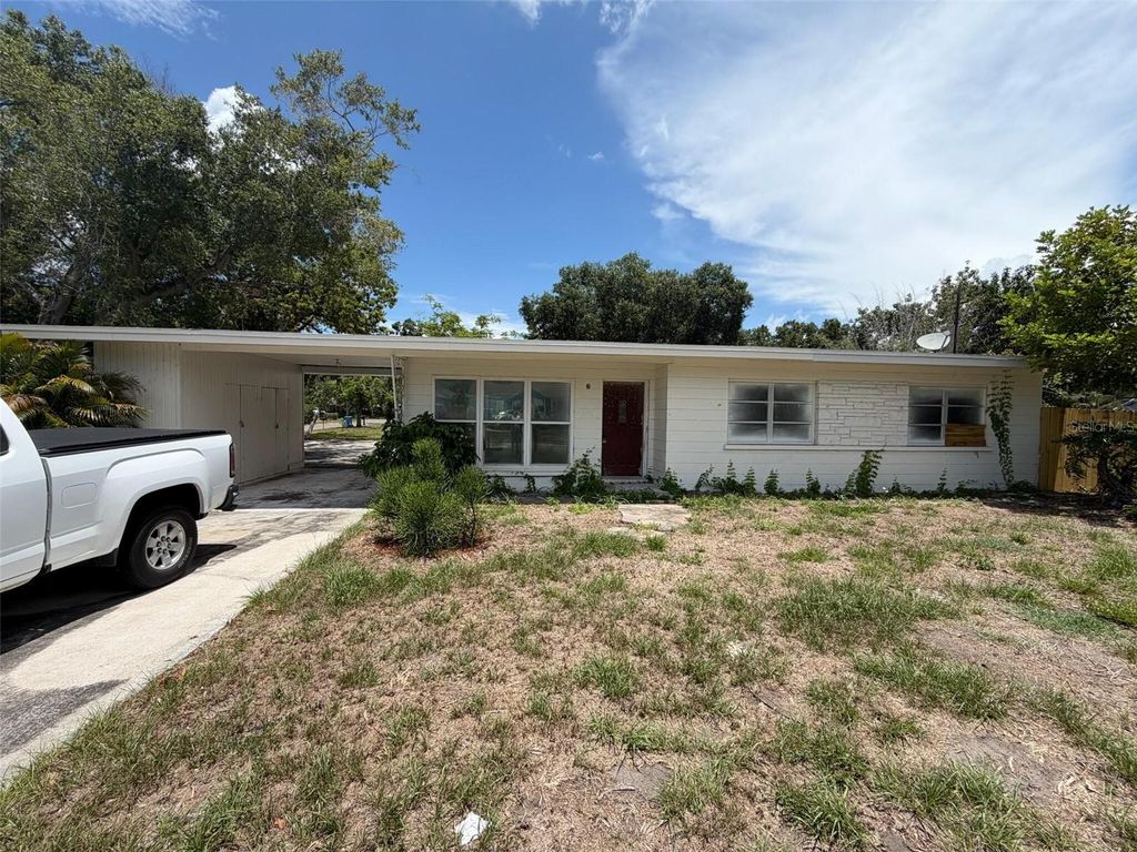 Photo of 2612 9th, Bradenton, FL 34205 (MLS # O6424403)