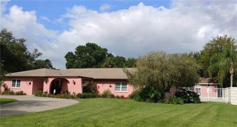 A home in TAMPA