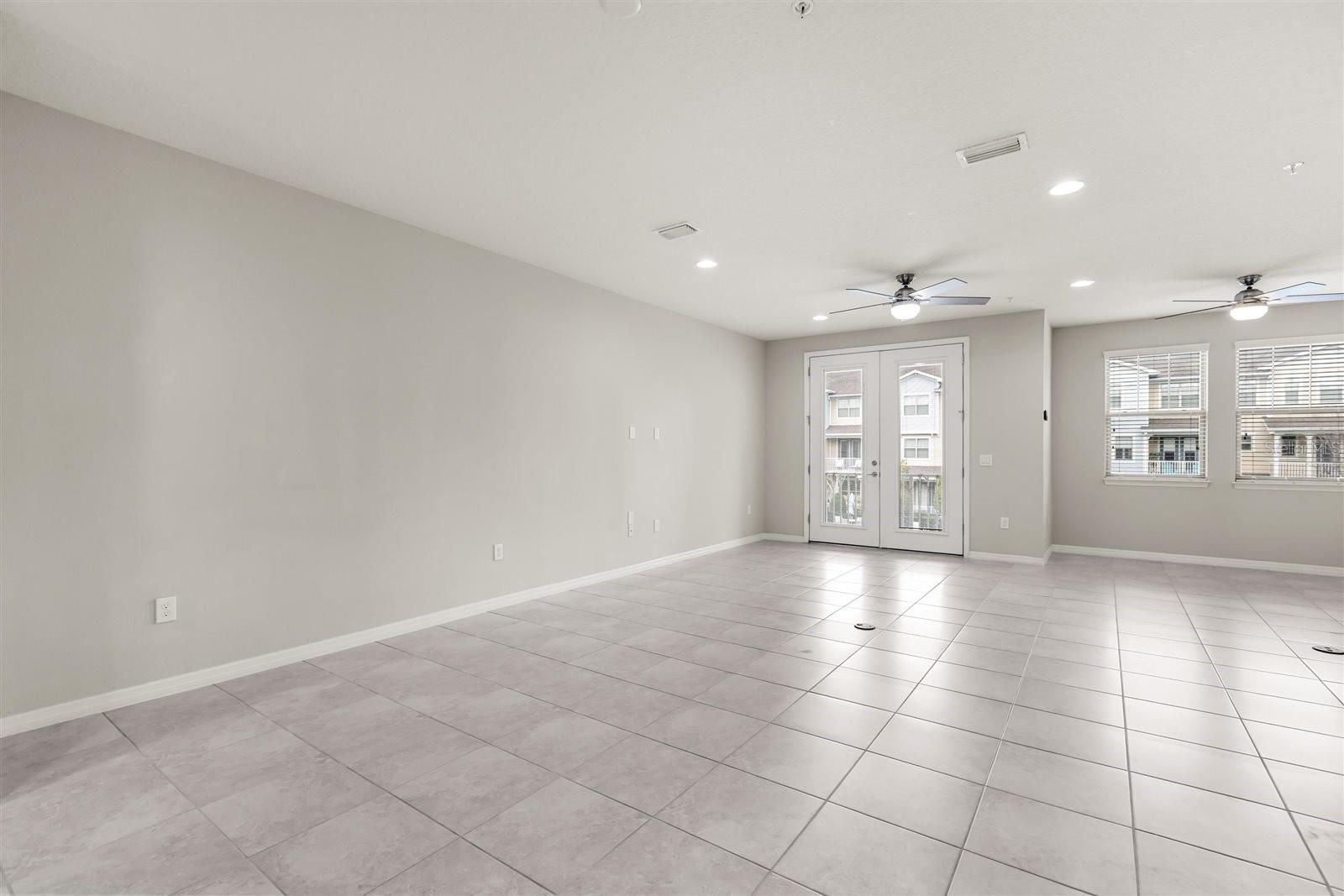 OVIEDO PARK TERRACE - Residential