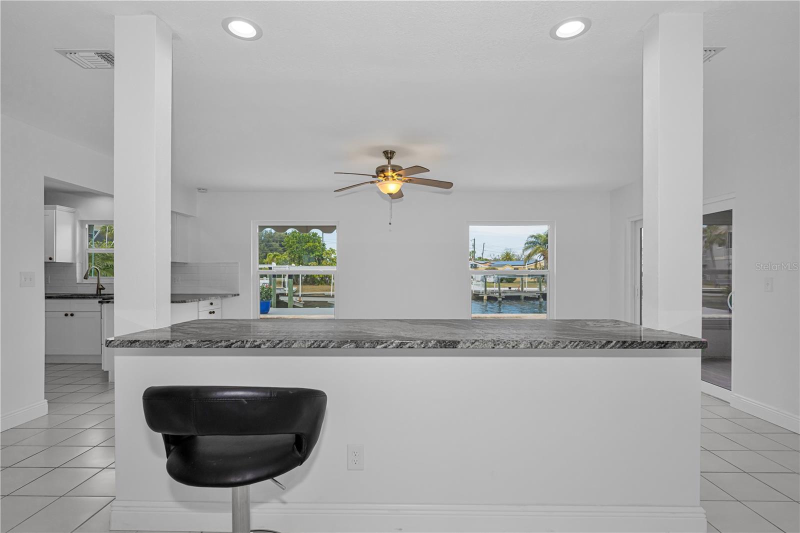 HARBOR ISLES - Residential