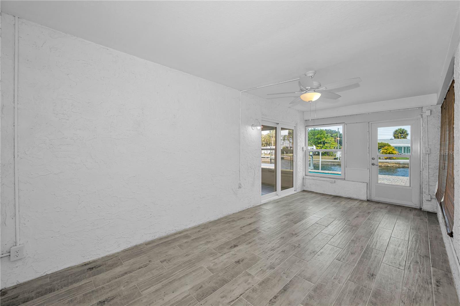 HARBOR ISLES - Residential