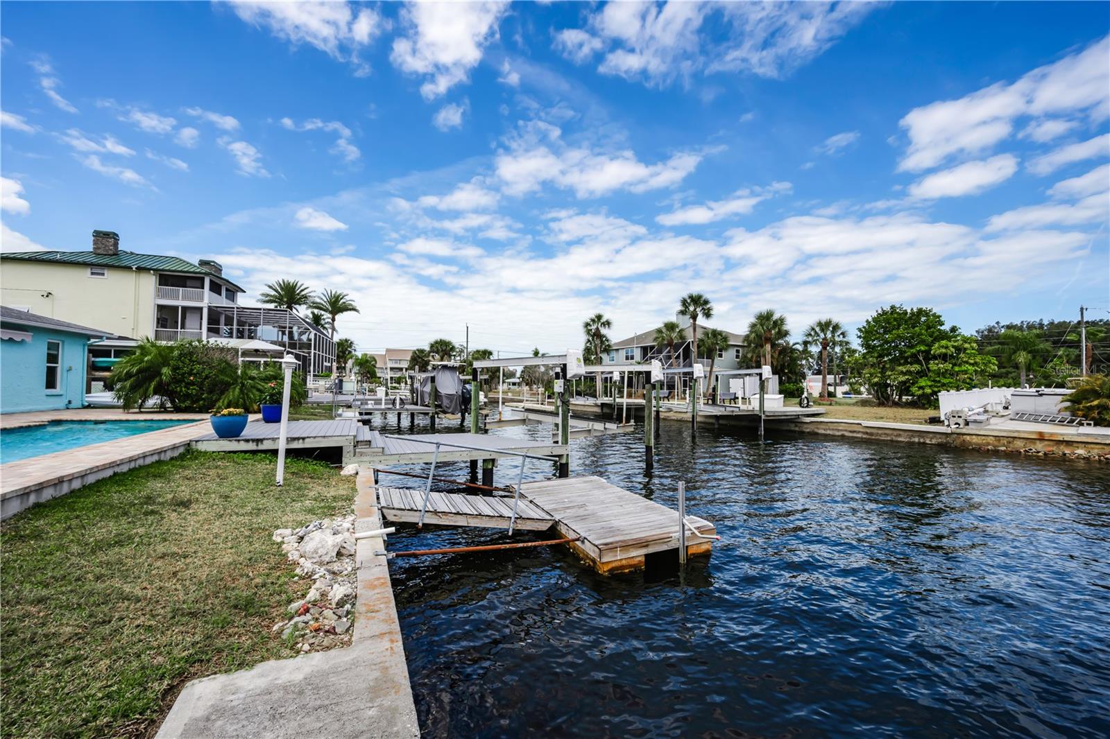 HARBOR ISLES - Residential