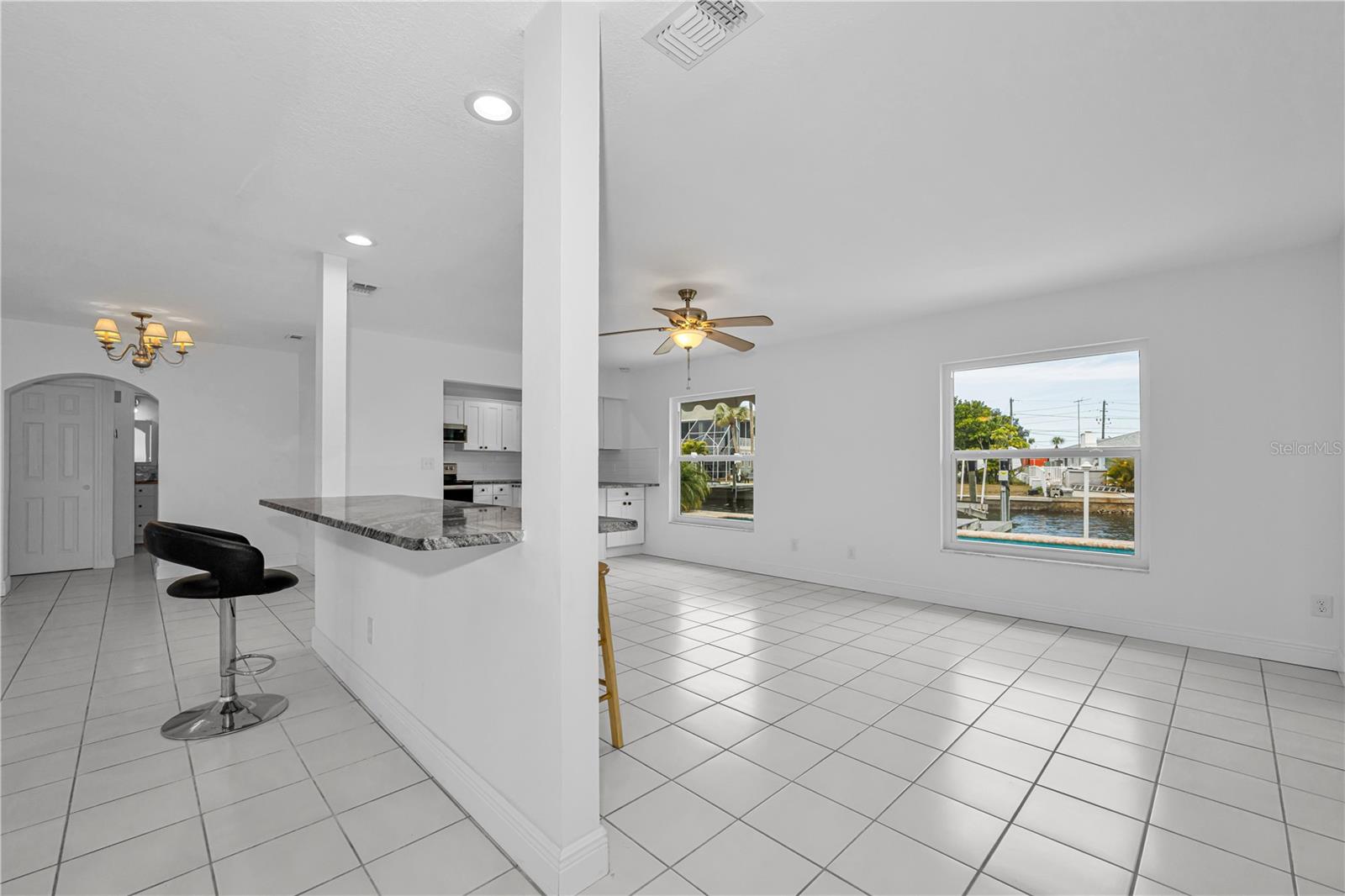 HARBOR ISLES - Residential