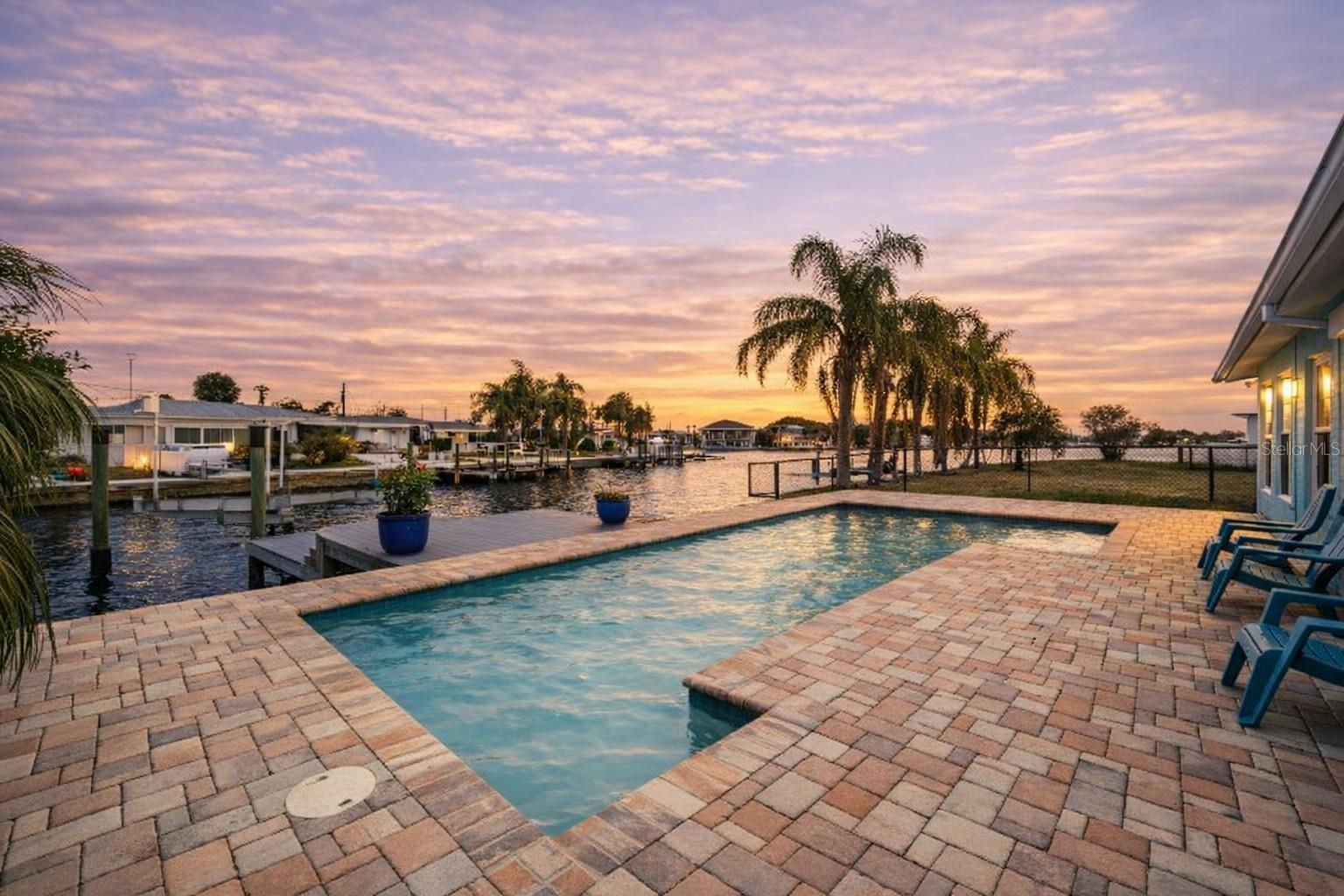 HARBOR ISLES - Residential