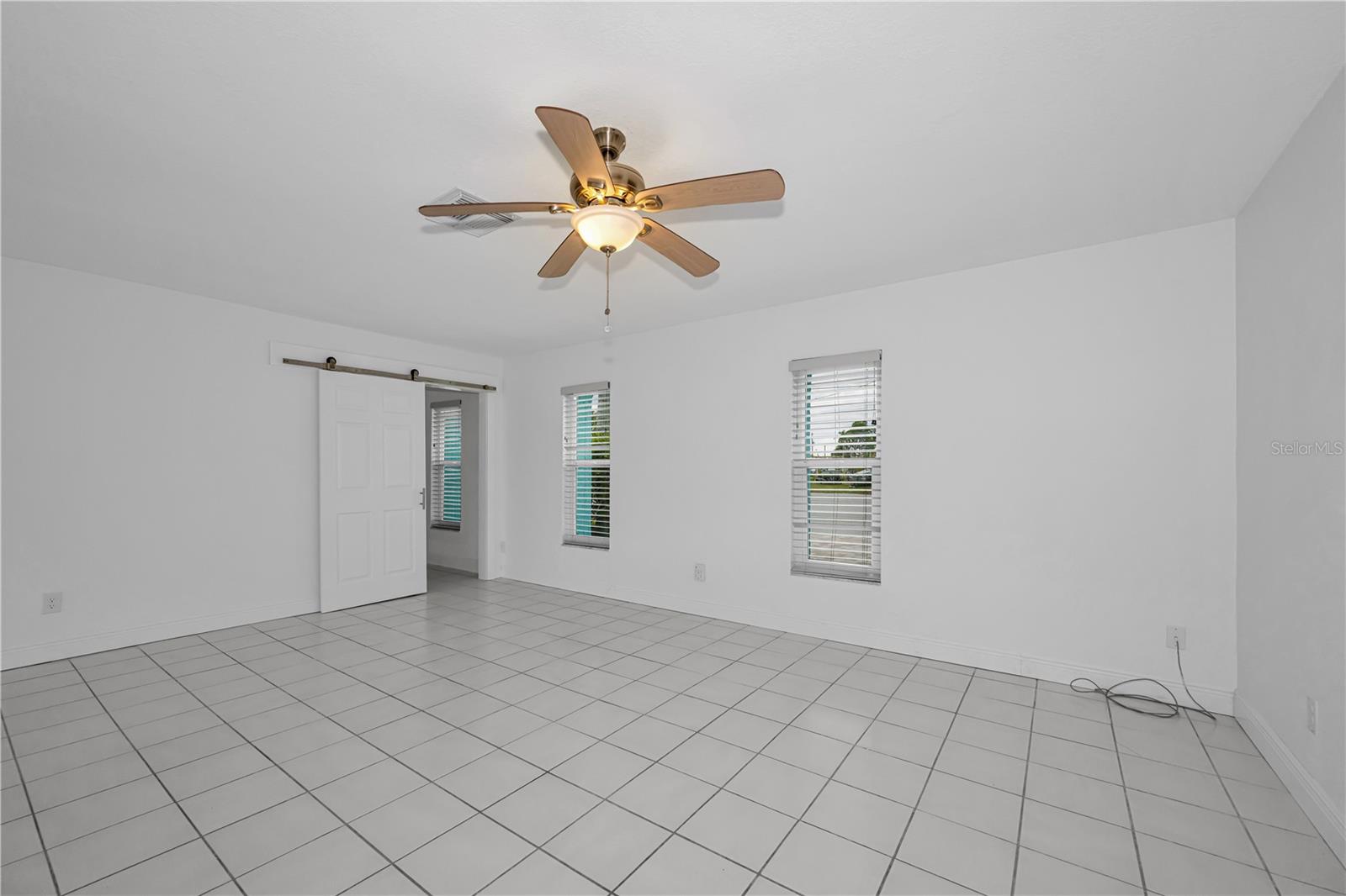 HARBOR ISLES - Residential