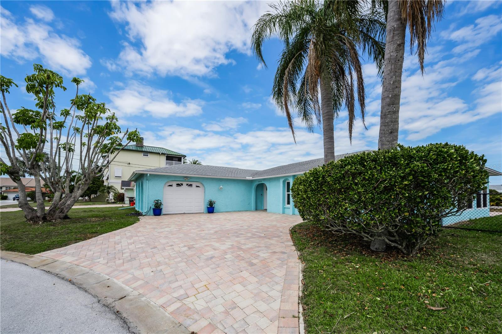 HARBOR ISLES - Residential