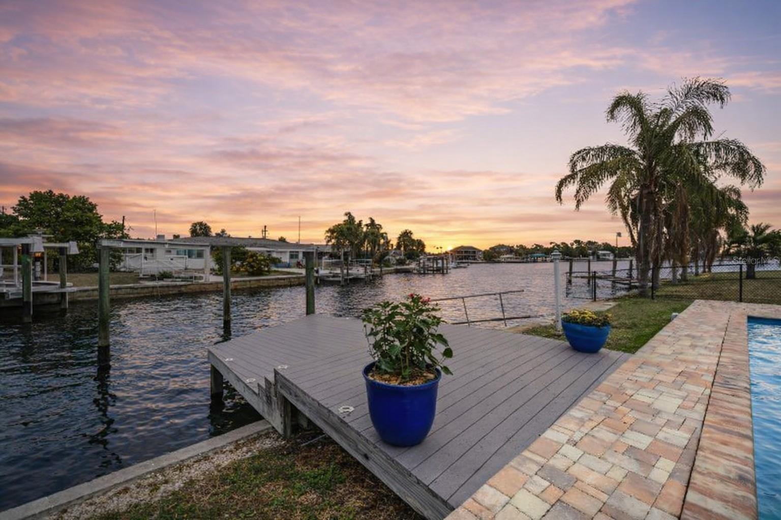 HARBOR ISLES - Residential