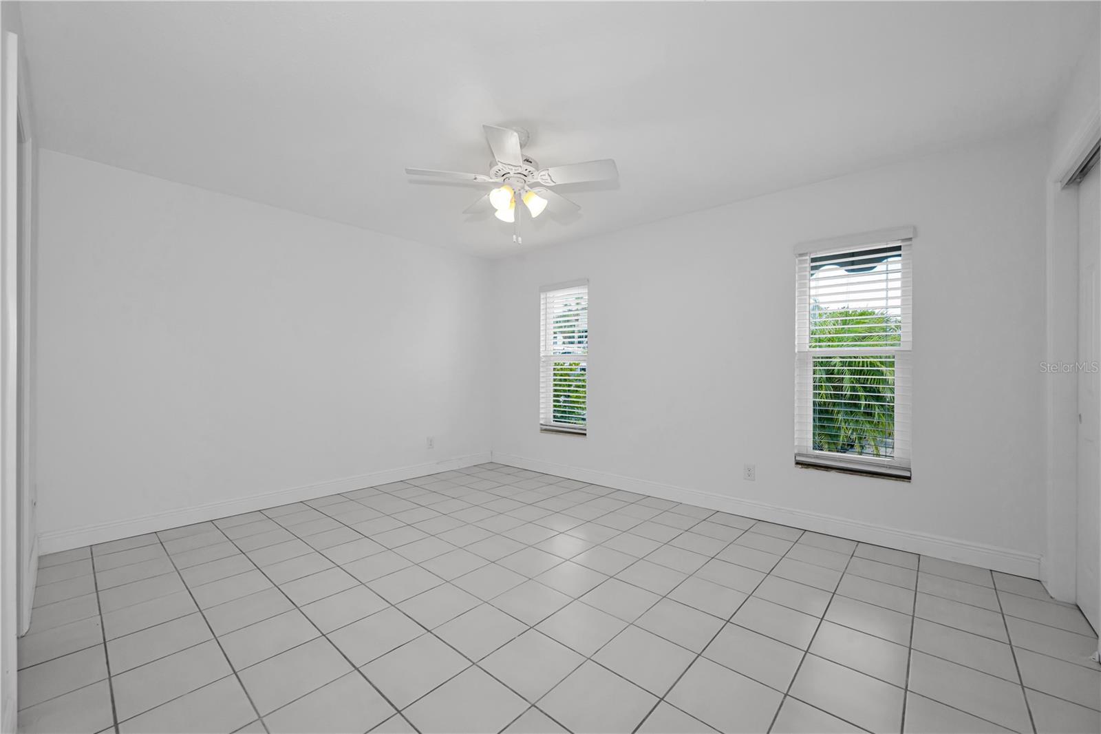 HARBOR ISLES - Residential