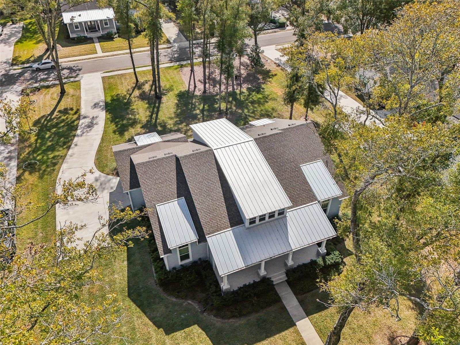 WOODS OF LAKE HELEN - Residential