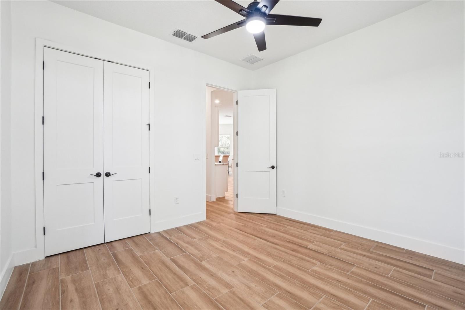 WOODS OF LAKE HELEN - Residential