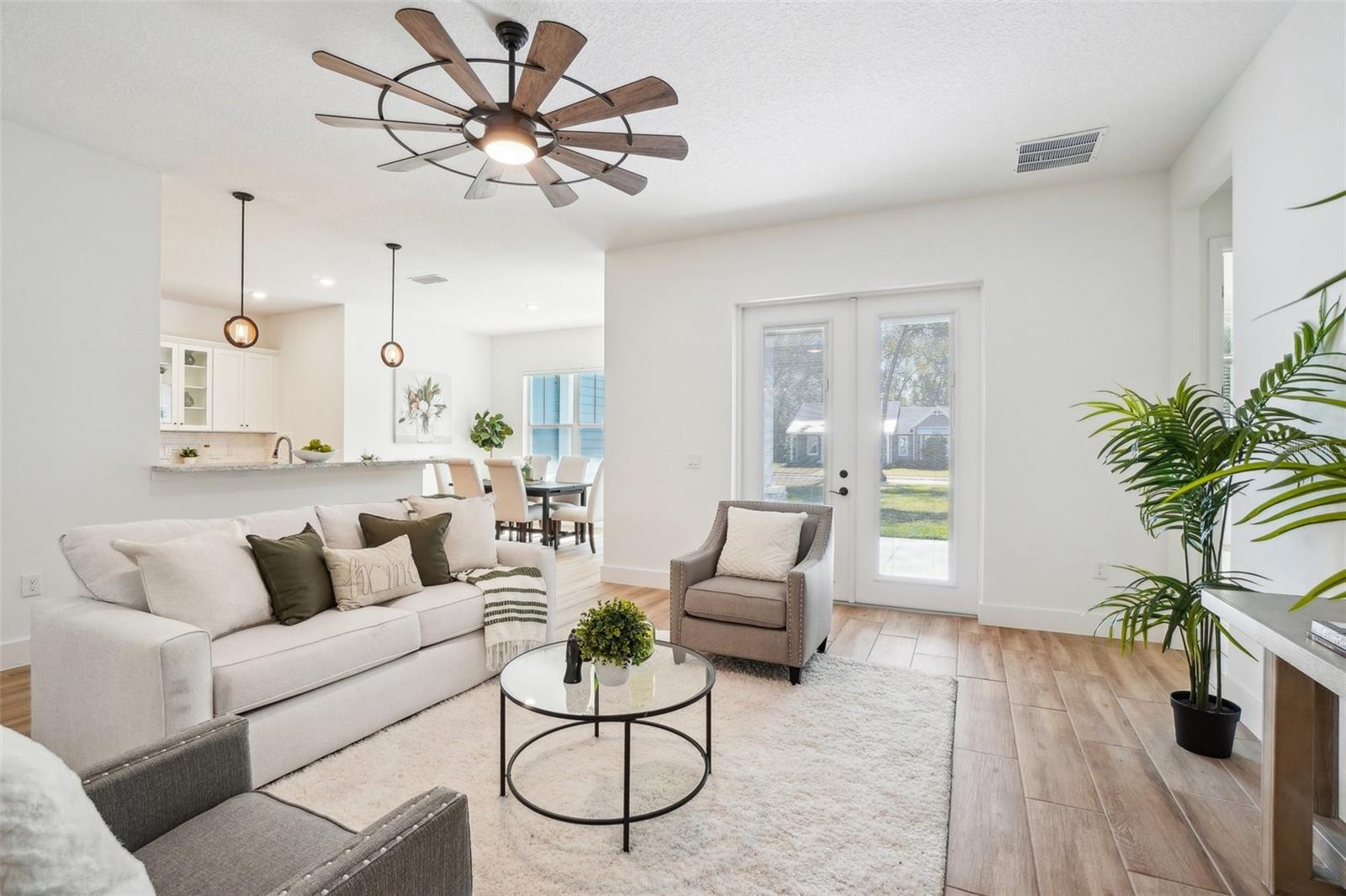 WOODS OF LAKE HELEN - Residential