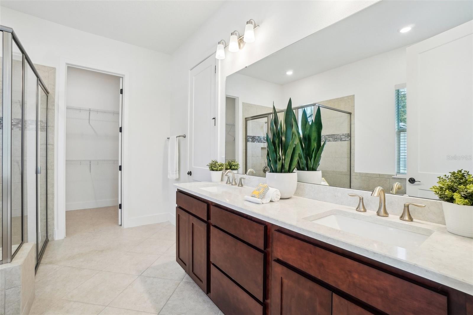 WOODS OF LAKE HELEN - Residential