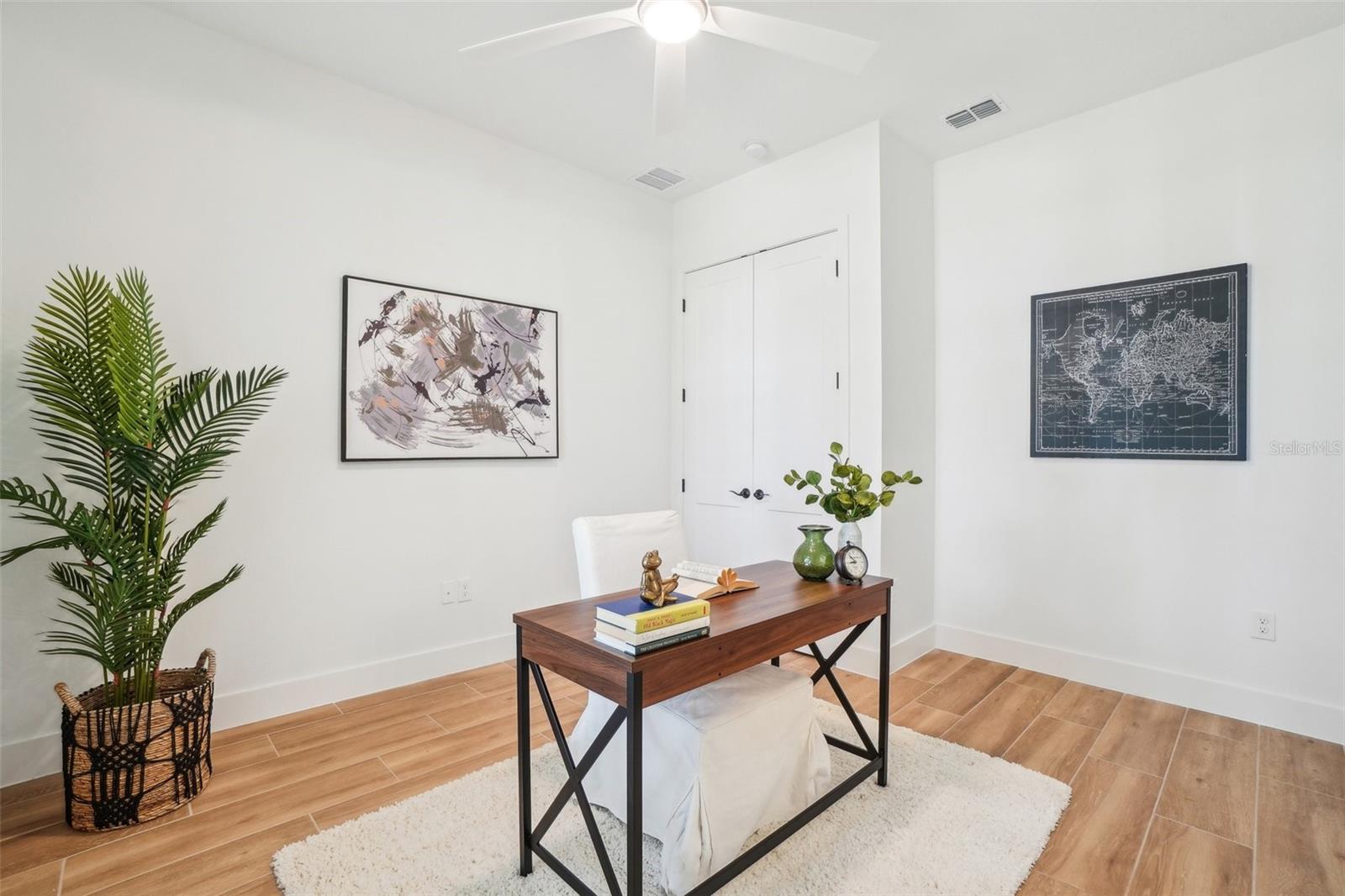 WOODS OF LAKE HELEN - Residential