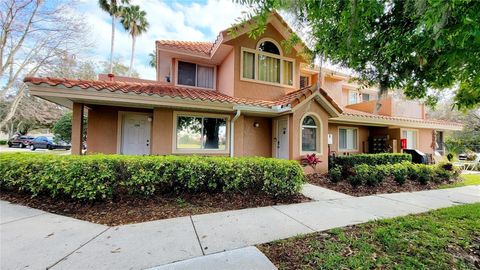 A home in WINTER HAVEN