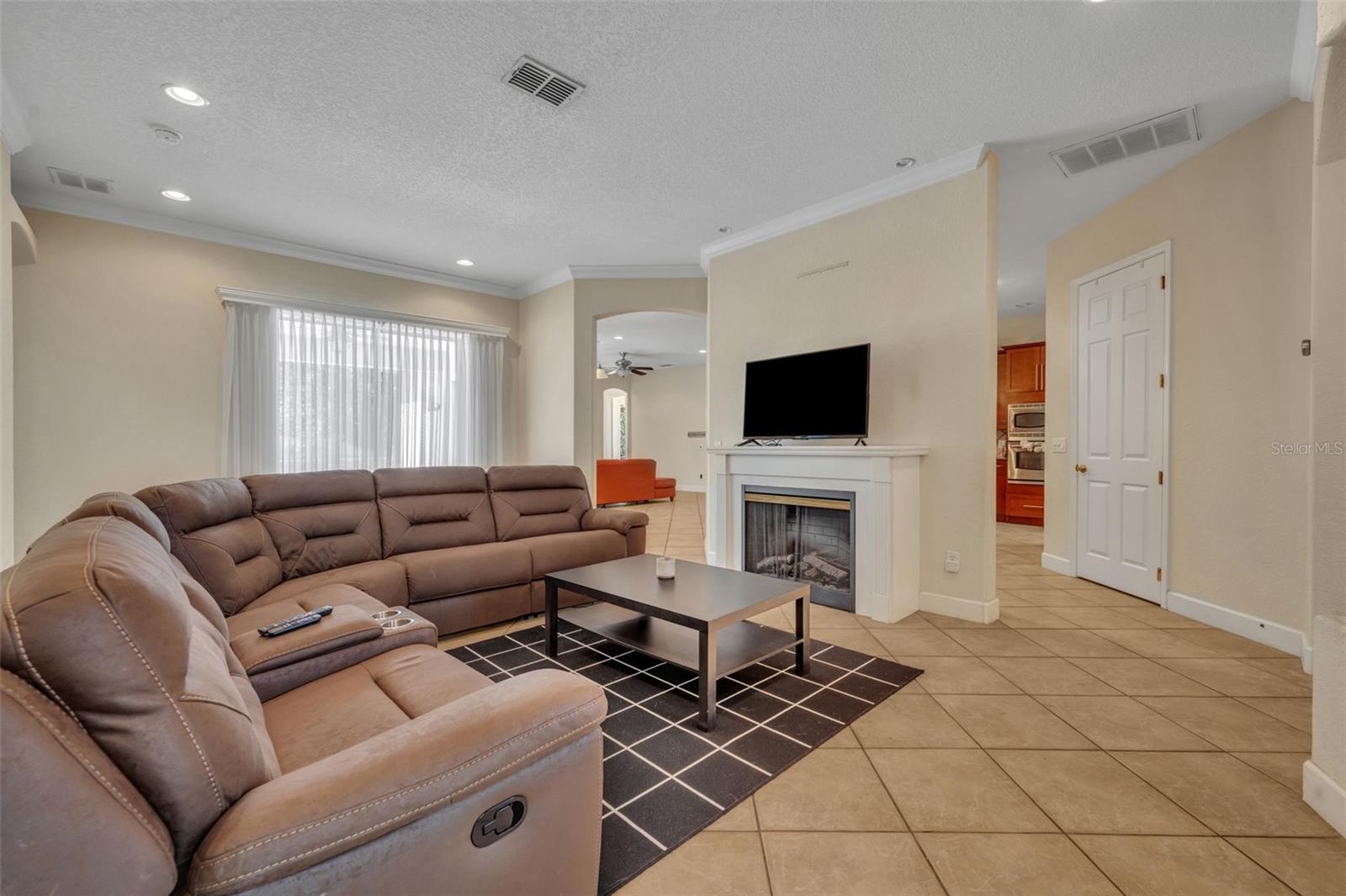 13916 BRAMBLE BUSH COURT