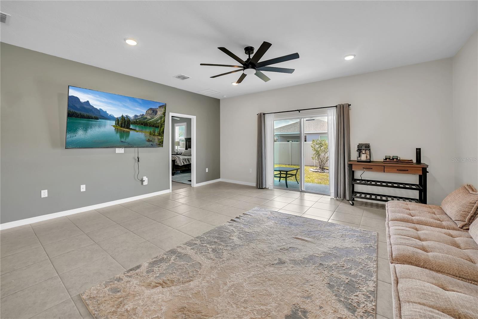 SORRENTO PINES - Residential