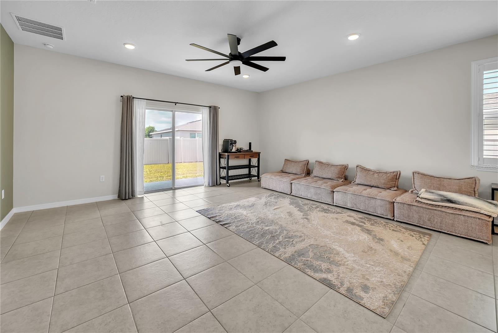 SORRENTO PINES - Residential