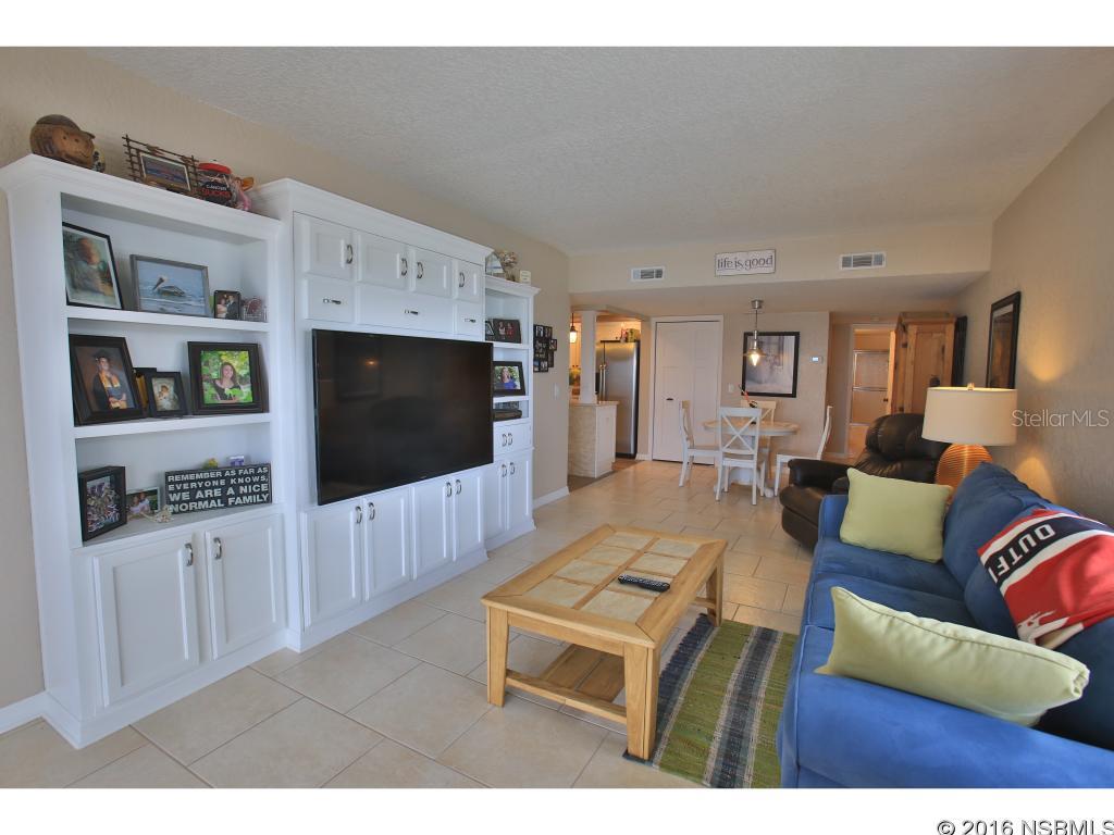 Danbury Breakers Condo - Residential