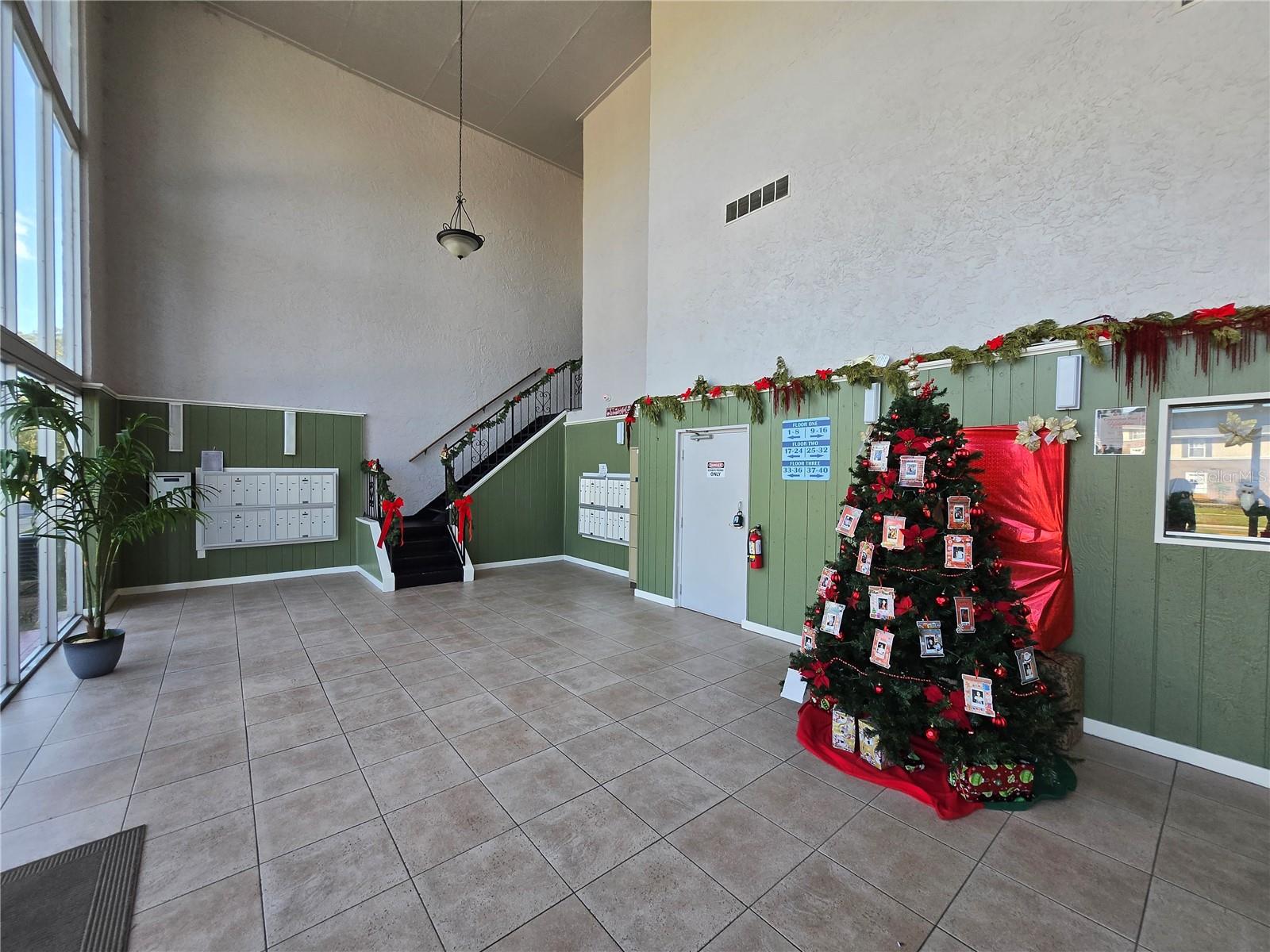 COMMODORE PLACE CONDO - Residential