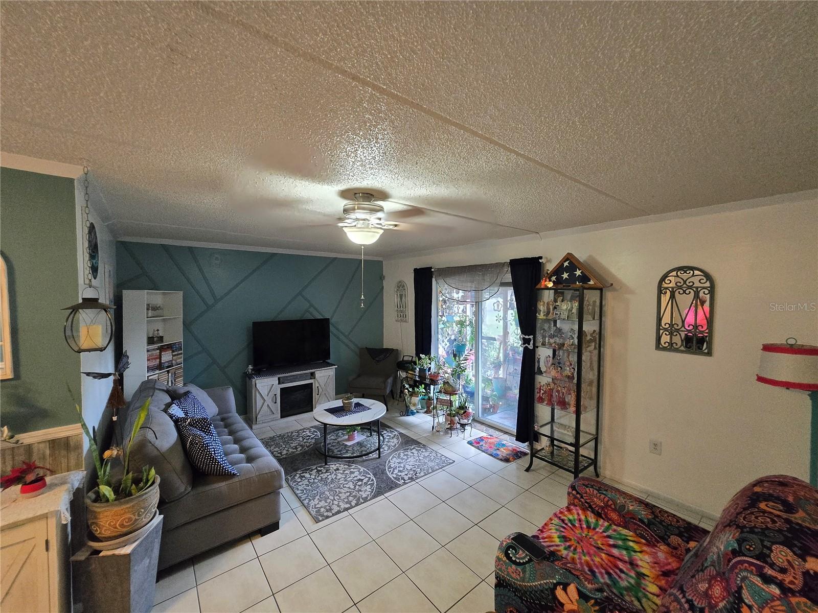 COMMODORE PLACE CONDO - Residential