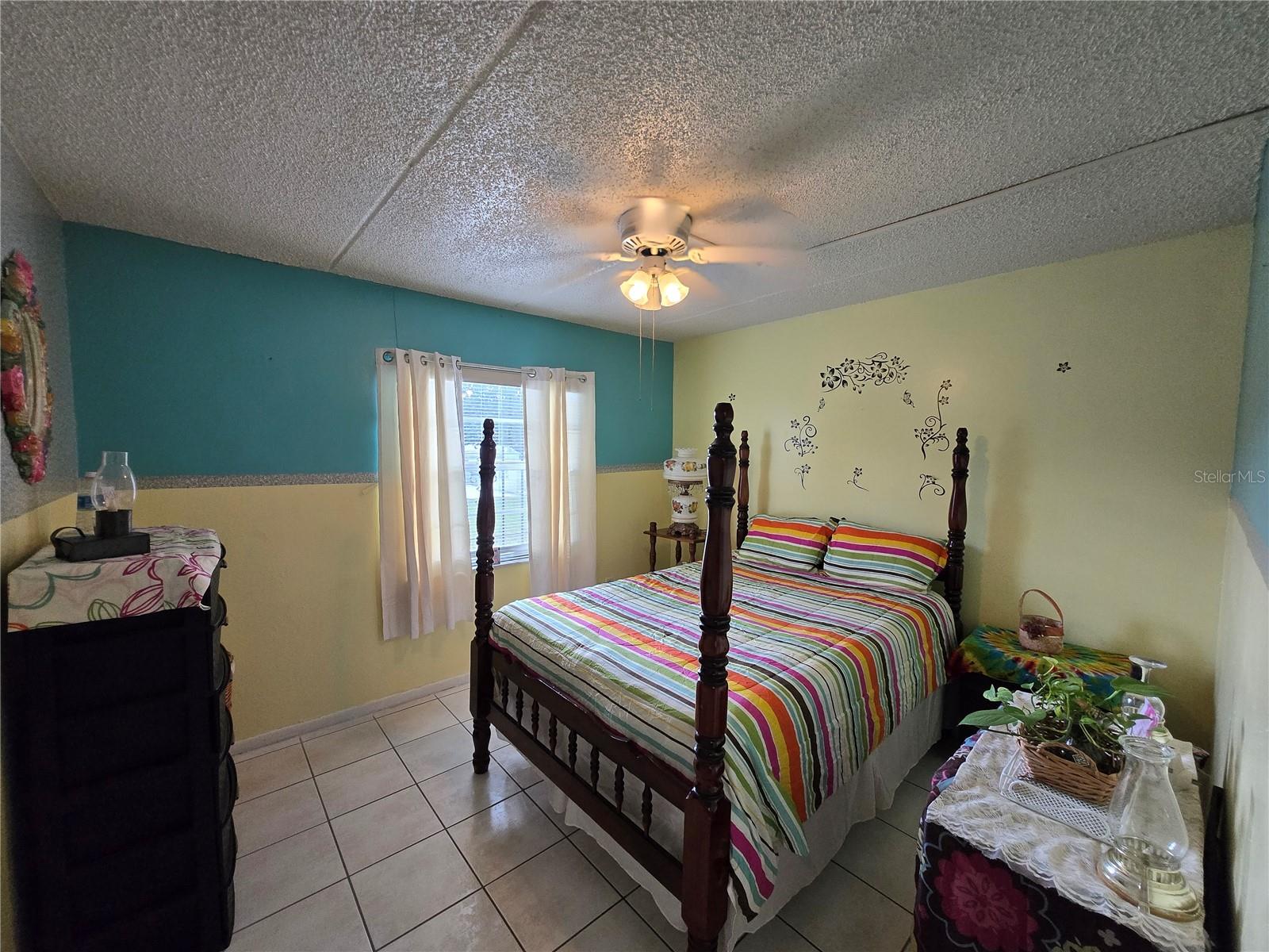 COMMODORE PLACE CONDO - Residential