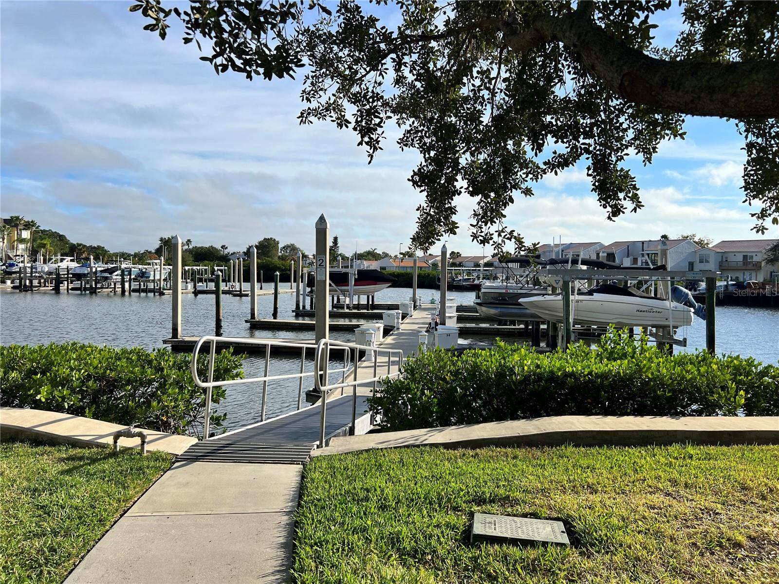 SPINNAKER COVE TWNHMS - Residential Lease