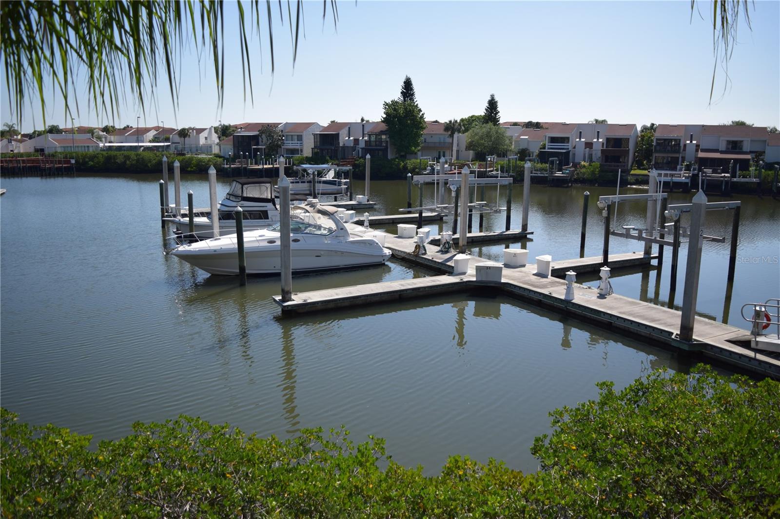 SPINNAKER COVE TWNHMS - Residential Lease