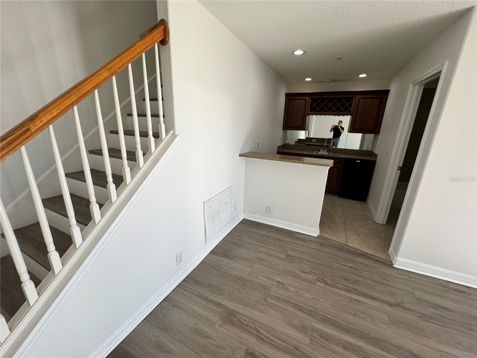 SPINNAKER COVE TWNHMS - Residential Lease