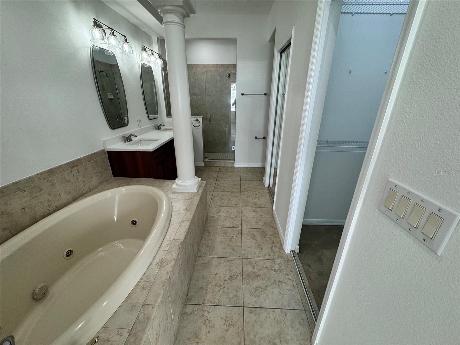 SPINNAKER COVE TWNHMS - Residential Lease