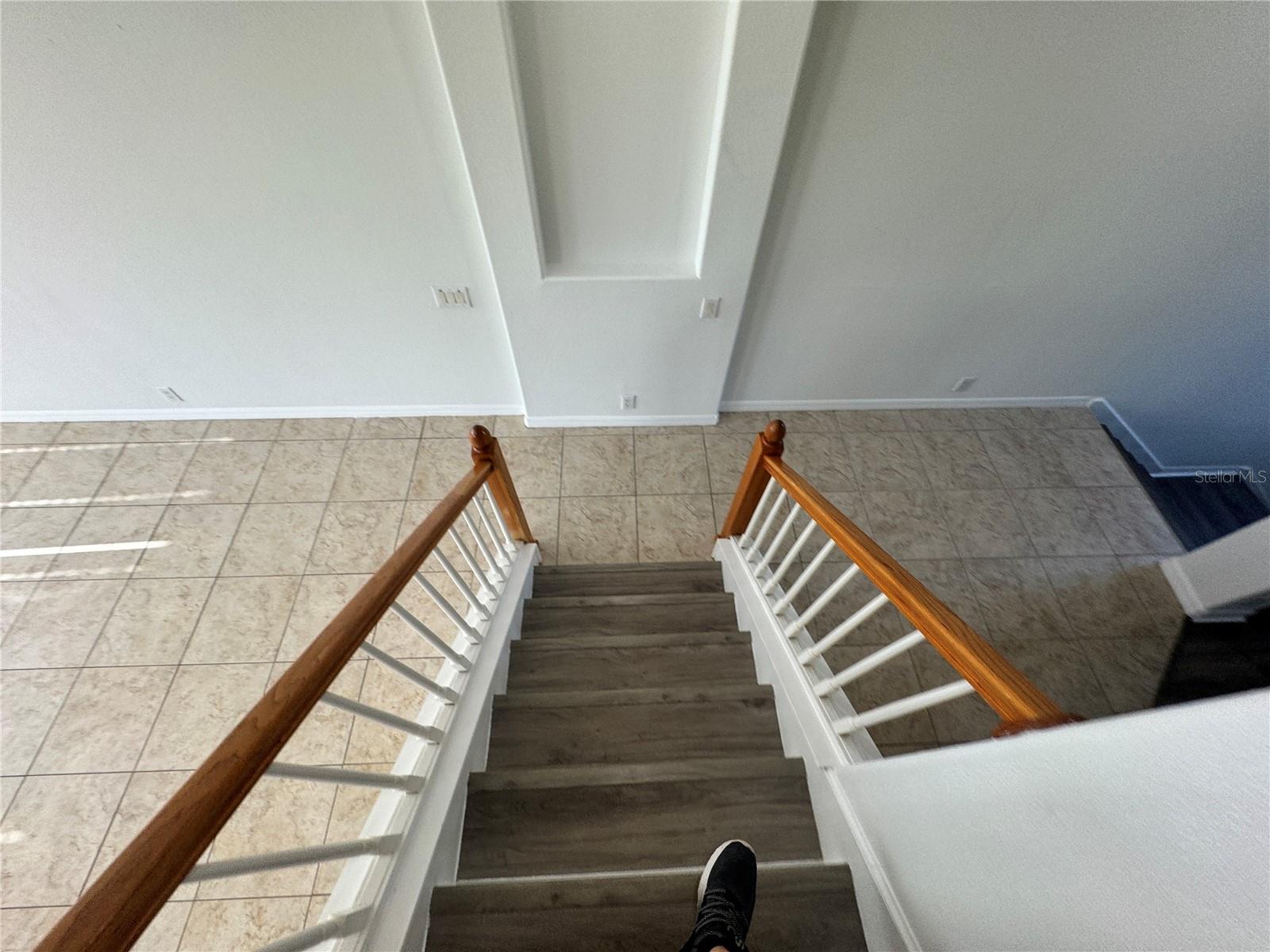 SPINNAKER COVE TWNHMS - Residential Lease