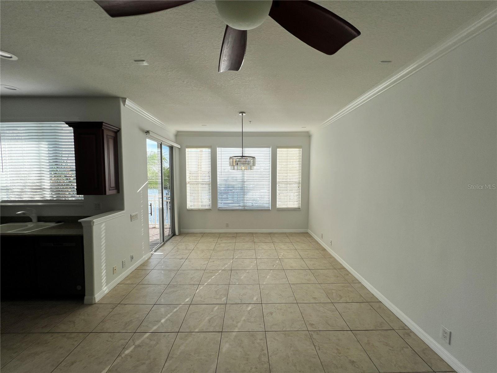 SPINNAKER COVE TWNHMS - Residential Lease