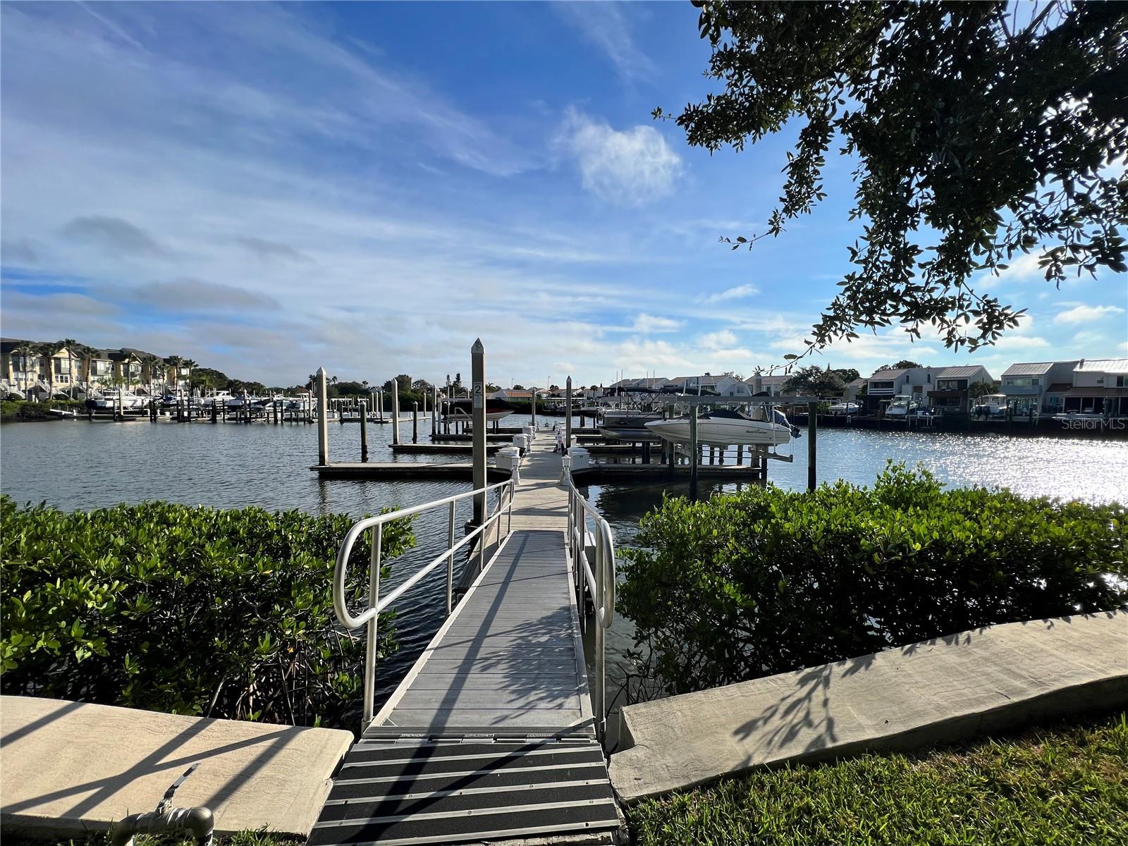 SPINNAKER COVE TWNHMS - Residential Lease