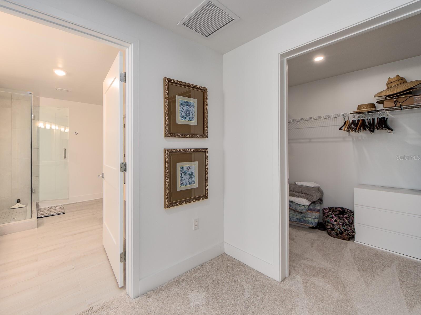 PURA VIDA RESIDENCES CONDO - Residential