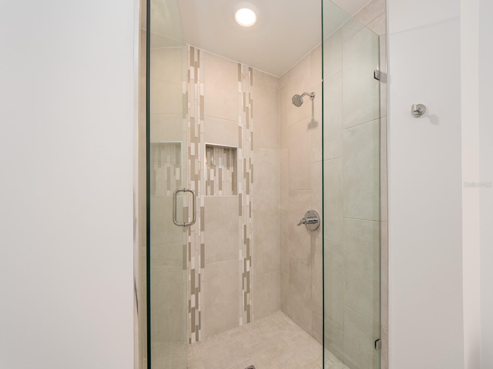 PURA VIDA RESIDENCES CONDO - Residential