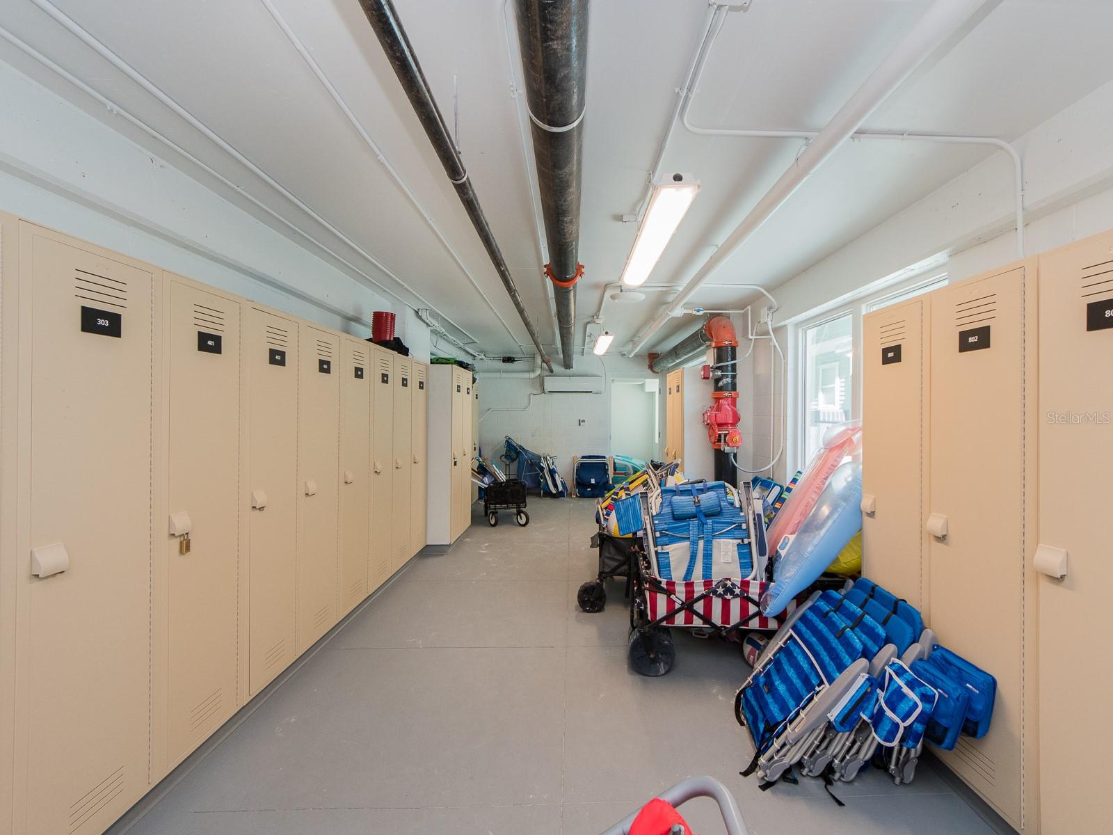 PURA VIDA RESIDENCES CONDO - Residential