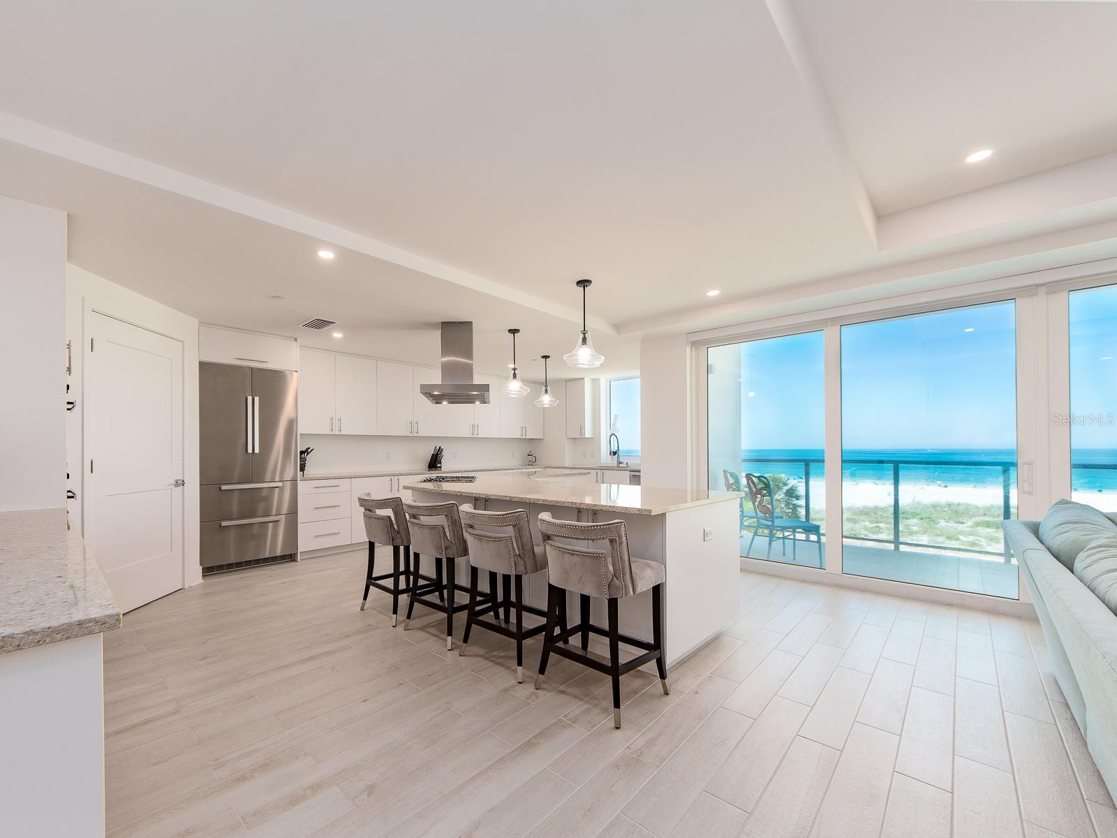 PURA VIDA RESIDENCES CONDO - Residential