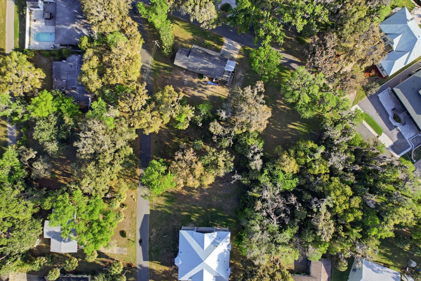 MAGNOLIA SHORES - Land