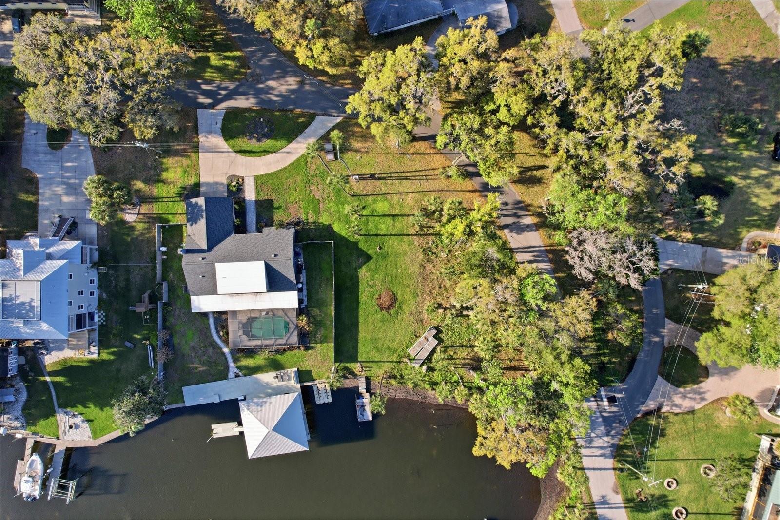 MAGNOLIA SHORES - Land