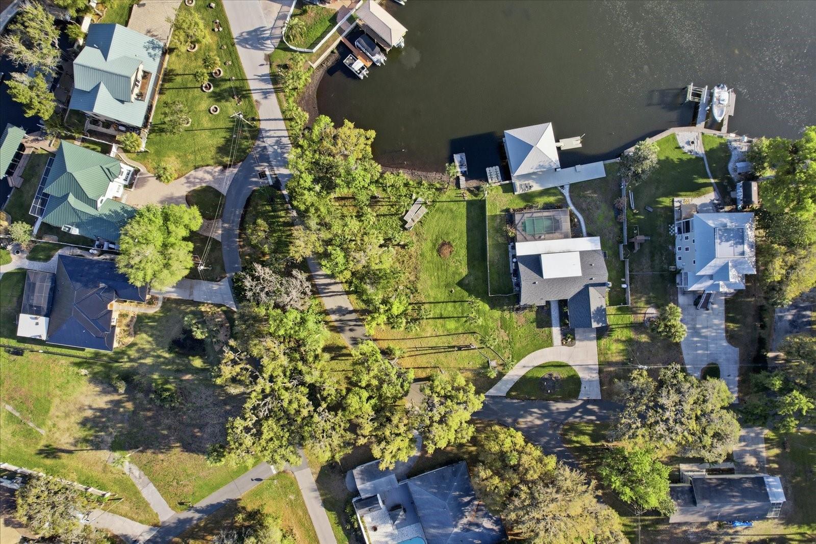 MAGNOLIA SHORES - Land